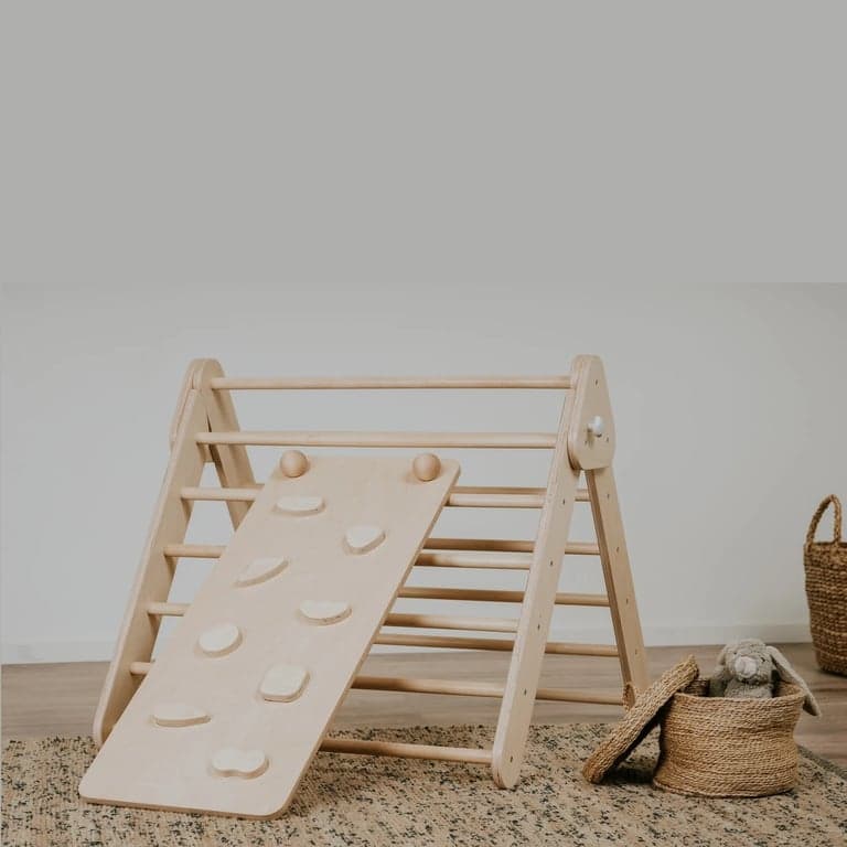 TreeSounds Montessori Klimdriehoek met Helling