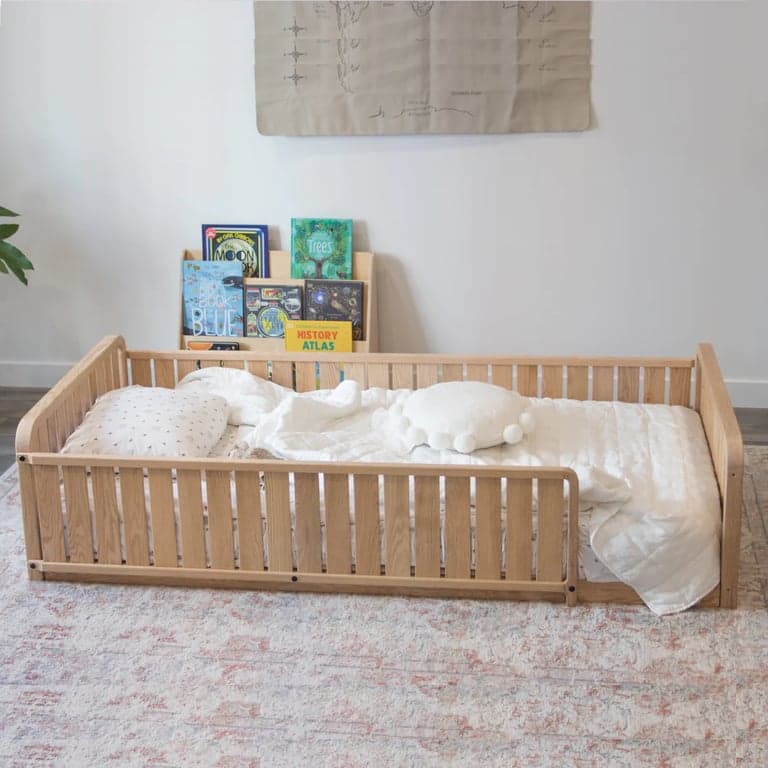 Sprout Kids Sosta Vloerbed Platform Met 2 Hoofdborden en 3/4 en Volledig Zijpaneel