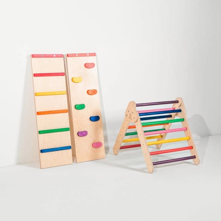 Bunny Hopkins Pikler Driehoek Speelplaats Regenboog Mini Met Ladder en Klimwand