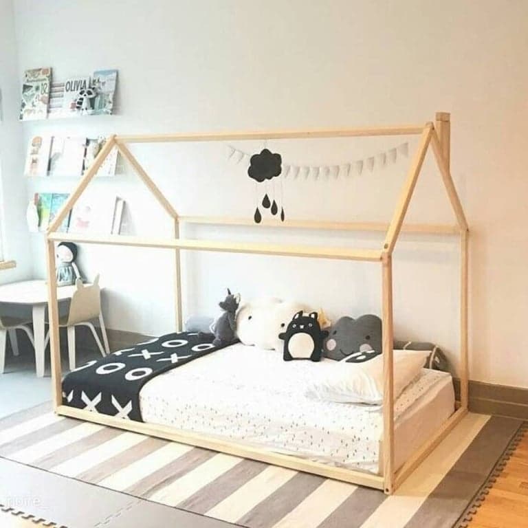 Montessori House Bed Huisvormig Vloerbed Tweepersoons Berkenhout