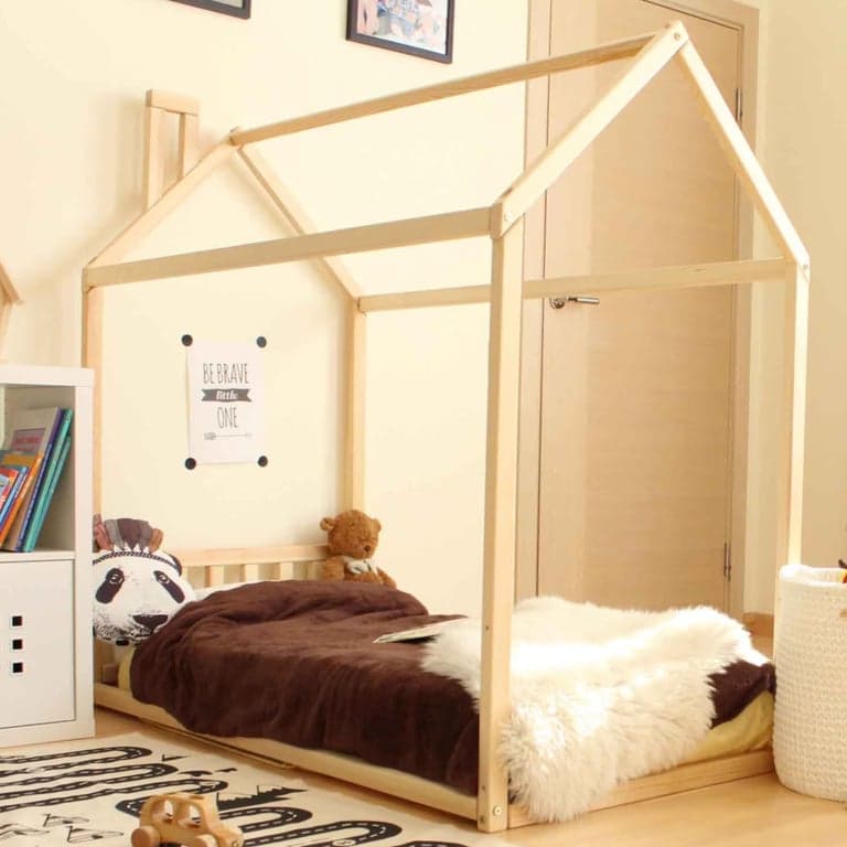 Sweet Home From Wood Huis Vloerbed met Hoofdeinde Tweepersoons Berkenhout